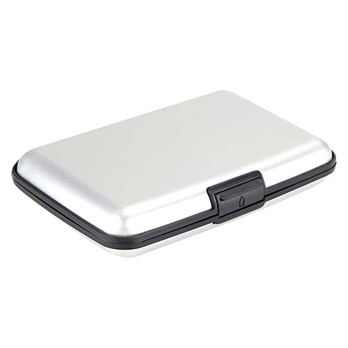 M 83500 S – Tarjetero Save (Plata / plastico / aluminio)